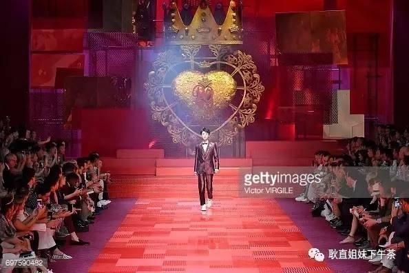 国产鲜肉团征战时装周 杨祐宁爱秀黄子韬还会搞砸丢人吗?