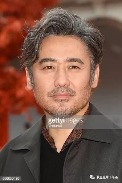 国产鲜肉团征战时装周 杨祐宁爱秀黄子韬还会搞砸丢人吗?